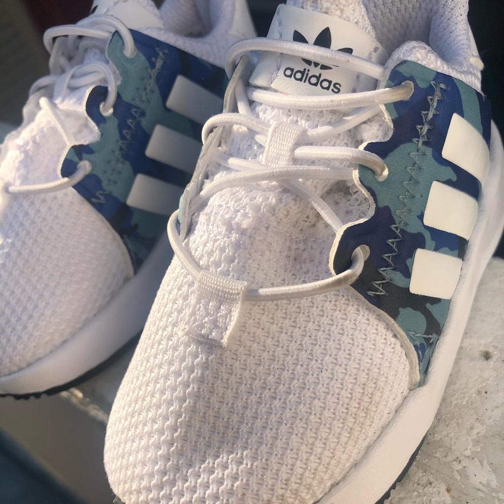 Toddler adidas size 4c